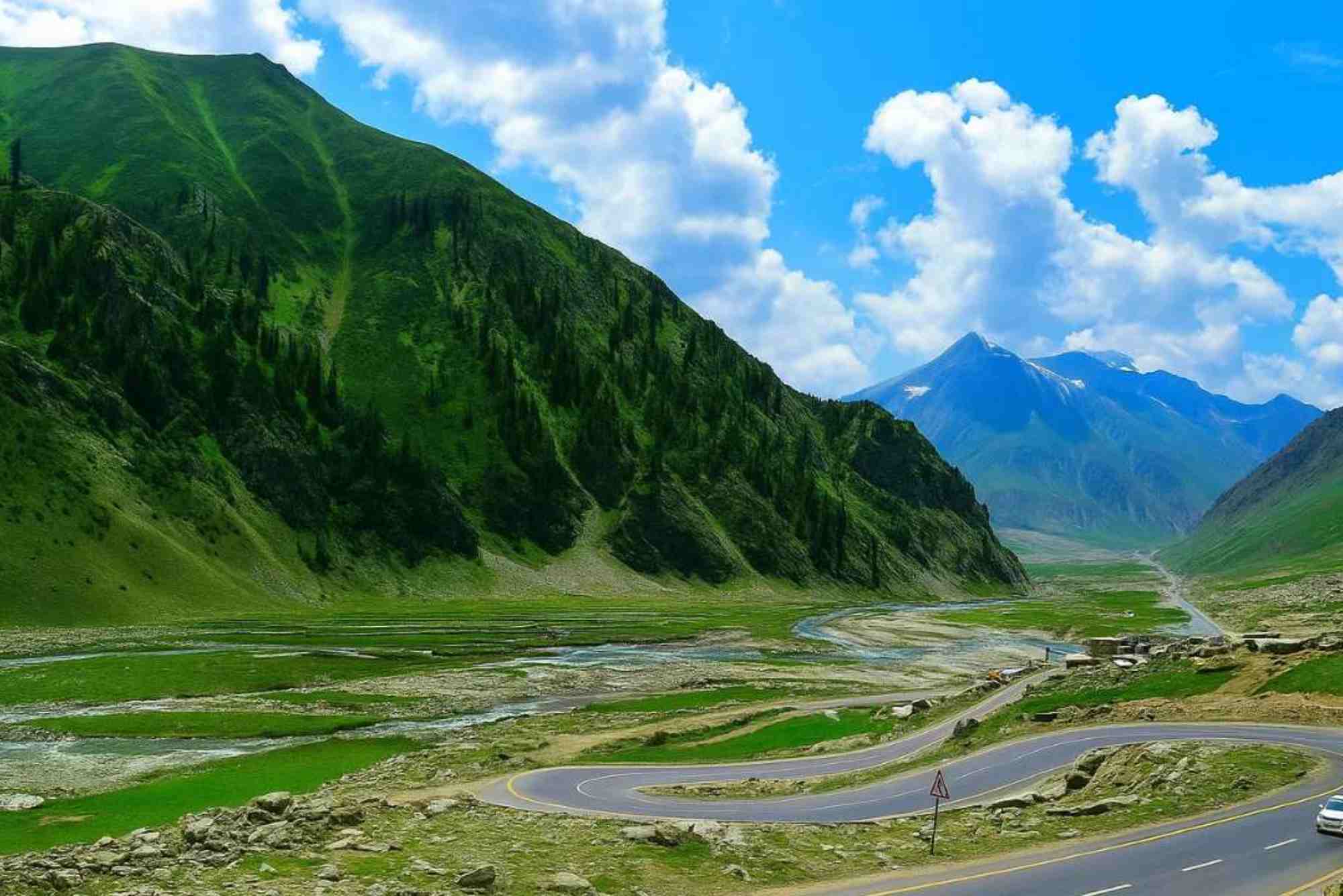 UNESCO Lanes with All-Weather Browsing